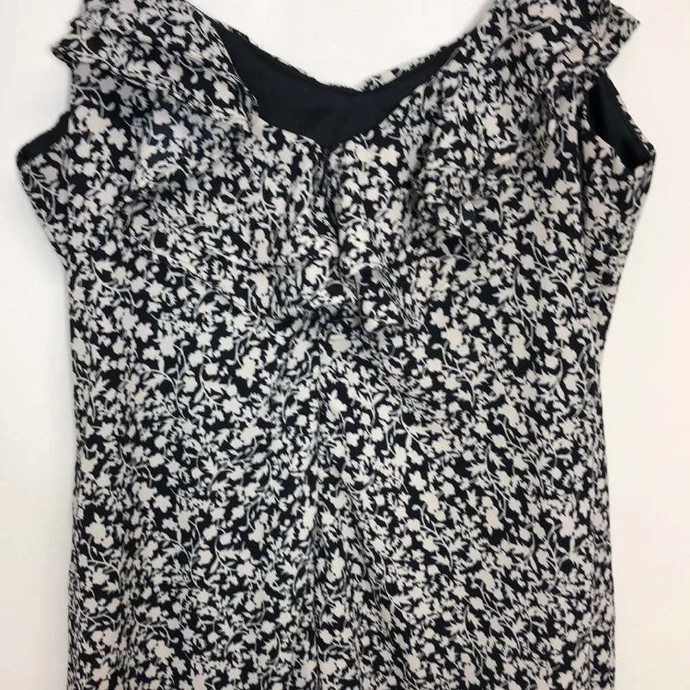 Urban Outfitters Angelica Floral Ruffle Midi Dress Black Cream Size Medium - Picture 10 of 12